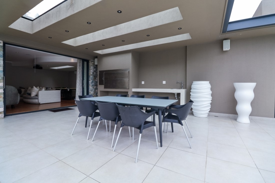 7 Bedroom Property for Sale in Pezula Private Estate Western Cape